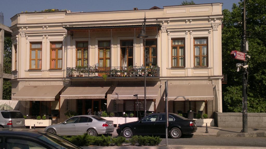 Hotel Imaginarium Tbilisi Esterno foto
